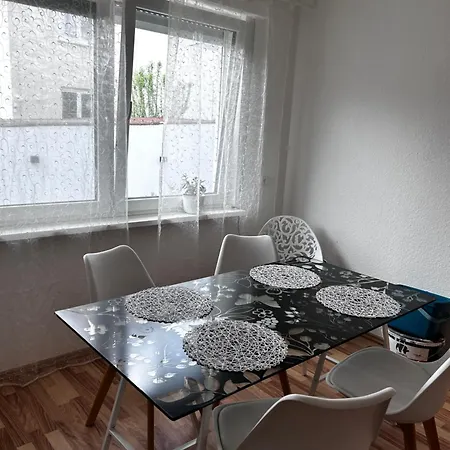 Bungalow Ginsheim Апартаменты